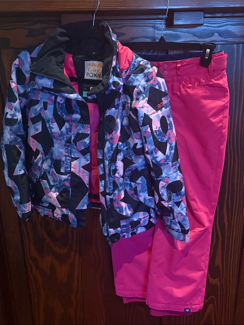 Roxy Girls' Navy & Hot Pink Geometric Snow Jacket with Pink Snow Pants